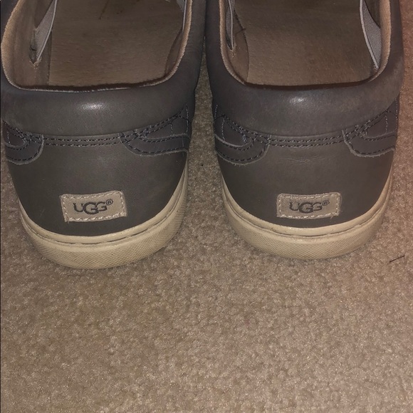 Ugg Gray Sneakers Good Used Condition SIZE 9 - Picture 2 of 8